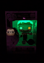Load image into Gallery viewer, The Joker Death of the family gitd Funko Pop!
