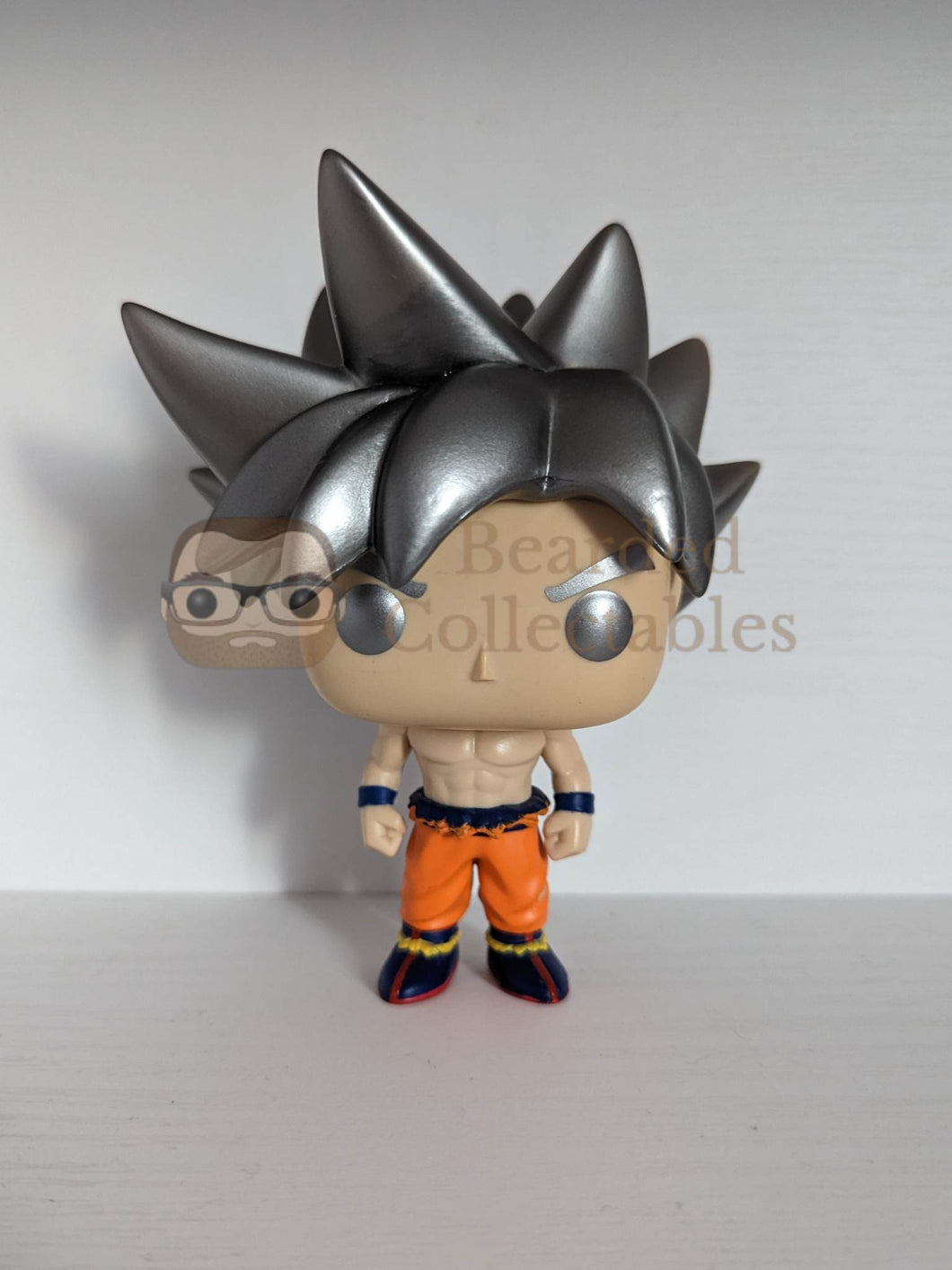 Goku Ultra Instinct OOB Funko Pop!